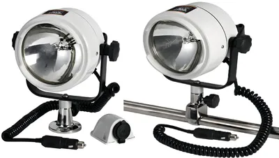 Produktbild von Leistungsstarker LED Suchscheinwerfer für Boote, 2600 Lumen, Montage an Deck oder an Reling, 12V oder 24V Größe: Montage auf Deck