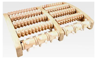 Produktbild von Fußmassagegerät aus Holz zur Linderung von Fersenschmerzen und zur Fußreflexzonenmassage