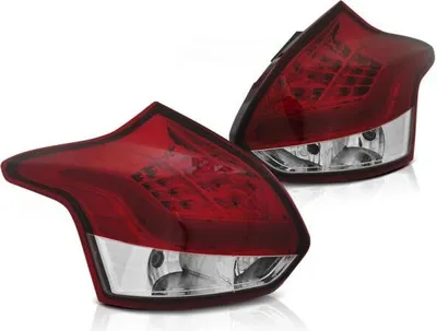 Produktbild von LED Lightbar Rückleuchten für Ford Focus MK3 Bj. 11-14 Rot/Chrom