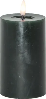 Produktbild von LED Echtwachskerze Batterien + Timer Flackereffekt dunkelgrün H 15cm