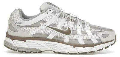 Produktbild von Nike P-6000 Phantom Mink Brown (Women's) - EU 45.5
