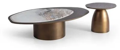 Image de Élégant ensemble de deux tables basses avec des plateaux uniques