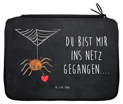 Produktbild von Mr. & Mrs. Panda Etui Spinne Agathe Liebe - Kreidetafel - Geschenk, Mäppchen, Federmäppchen, Federmappe, Schlampermäppchen, Liebesgeschenk, Liebesbeweis, Bleistiftetui