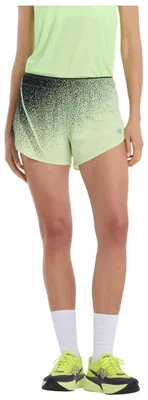 Obrázok produktu pre Šortky New Balance. Krátke nohavice New Balance RC Ultra Light Printed Short 3 palce, zelená a čierna, dámske