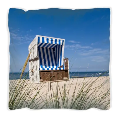 Produktbild von Wallario Premium Kissen, weiche Oberfläche, mit Motiv Strandkorb, Größe: 40 x 40 cm, mit weißer Rückseite