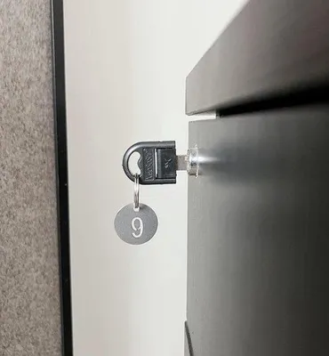 Produktbild von RVS-Schlüsselanhänger 304, 100 Stück, 25 mm mit nummerierten ID-Tags