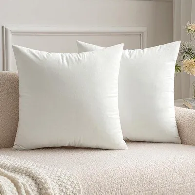 Produktbild von Dekorative Kissenbezüge aus Samt, 45x45 cm - 2 Stück, Weiß
