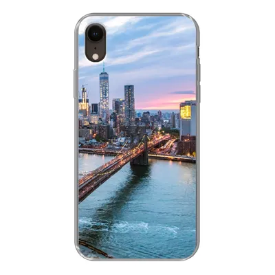 Produktbild von MuchoWow® Handyhülle Schutzhülle Hülle für iPhone XR New Yorker Skyline an der Brooklyn Bridge Silikon Softcase Handy Hülle - Schutzdeckel