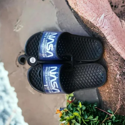Produktbild von Badeschuhe / Badeschlappen "NASA" mit Logoschriftzug, 29/30