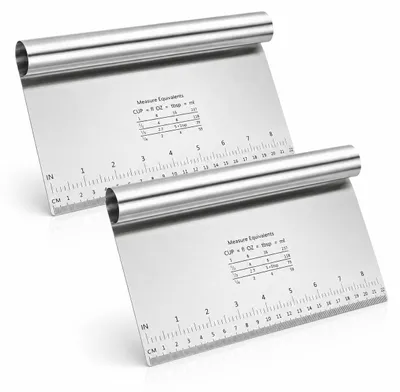 Image de Coupe-pâte en acier inoxydable – Avec échelle de mesure et spatule à pâte – Grattoir multifonctionnel pour la pâtisserie, la pizza et la cuisine – Acier inoxydable
