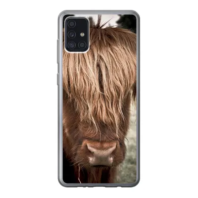 Produktbild von MuchoWow® Handyhülle Schutzhülle Hülle für Samsung Galaxy A52 5G Schottischer Highlander - Baum - Gras Silikon Softcase Handy Hülle - Umschlag