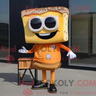 Imagen del producto de Disfraz REDBROKOLY de mascota Rust Grilled Cheese Sandwich vestido con pantalones y gafas de sol