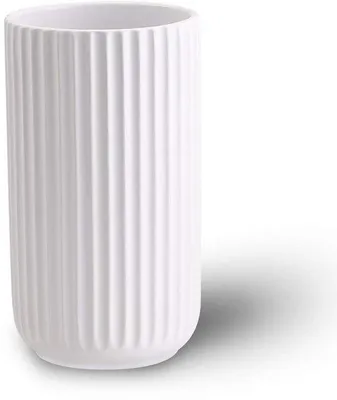 Image de Vase décoratif en céramique blanc de 22 cm