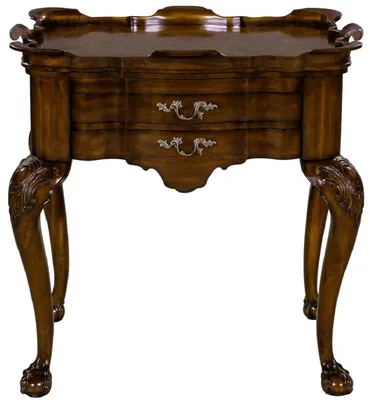 Produktbild von Casa Padrino Luxus Barock Beistelltisch mit 2 Schubladen und abnehmbarem Tablett Braun 82 x 62 x H. 80 cm - Eleganter Mahagoni Teetisch - Barock Wohnzimmer Möbel - Luxus Qualität