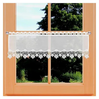 Produktbild von Scheibengardine Jolanda aus Vogtländischer Spitze in Natur | Landhaus-Scheibengardine mit Blumen-Muster | handgefertigter Scheibenhänger | Bistrogardine Höhe x Breite 27 x 146 cm