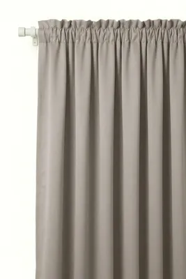 Zdjęcie produktu dla Zasłona zaciemniająca HOLD, jasnobrązowa, 140 x 270 cm, z taśmą marszczącą