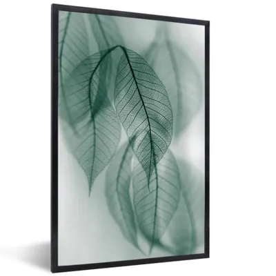 Produktbild von MuchoWow® Gerahmtes Poster Blätter - Grün - Natur - Stilleben 60x90 cm - Poster mit Schwarzem Bilderrahmen Wandposter Rahmen Foto Bilder - Kunst