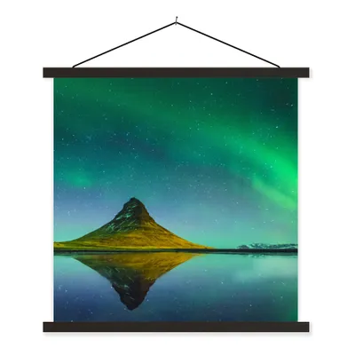 Produktbild von MuchoWow® Textilposter Nordlicht - Berge - Wasser - Island - Natur 60x60 cm mit schwarzem Rahmen - Posteraufhänger