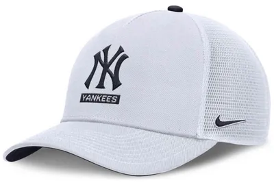 Produktbild von Nike Mlb New York Yankees Primetime Dri-fit Rise Structured 5 Panel Trucker-kappe Weiß S-M Weiß S-M
