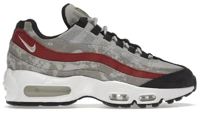 Imagen del producto de Nike Air Max 95 Social FC - Talla 42.5 (UE)