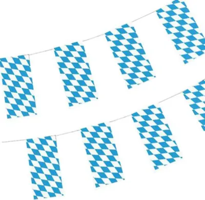 Produktbild von Papstar Flaggenkette, Papier 10 m Bayrisch Blau schwer entflammbar 82807