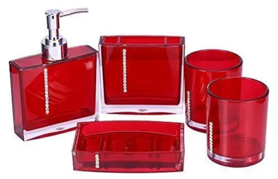 Immagine prodotto di Set da bagno completo in 5 pezzi, color rosso, composto da: flacone per emulsione, porta spazzolini, saponiera e 2 bicchieri