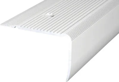 Produktbild von Prinz Treppenkantenprofil Alu silber gelocht 70 x 44 x 2500 mm