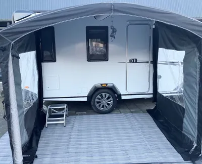 Produktbild von Sonnendach Active aufblasbar 290 cm Breite mit Panoramafenster für Wohnwagenwand