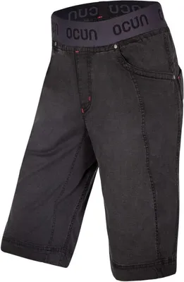 Mánia Jeans Organic Shorts von Ocun; schwarze Kletterhose mit elastischem Bund.