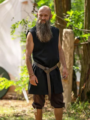 Produktbild von Schlichte Mittelalter Tunika ärmellos Schwarz "Viggo" S