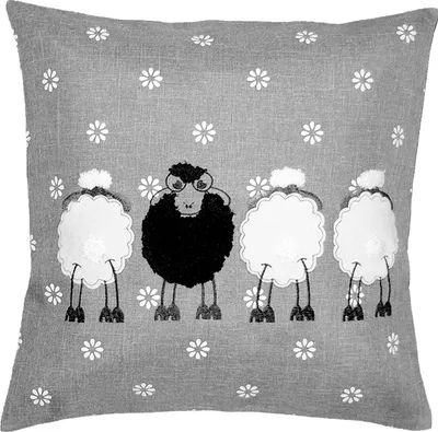 Produktbild von heimtexland ® Deko Kissen Schwarzes Schaf Ostern Dekokissen Bezug mit Applikation Leinen-Optik bestickt Osterdeko Landhaus Blumen natur Typ885 Kissenhülle 40x40 cm grau