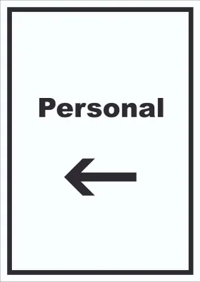 Produktbild von Personal Schild mit Text und Richtungspfeil links hochkant A6 (105x148mm)