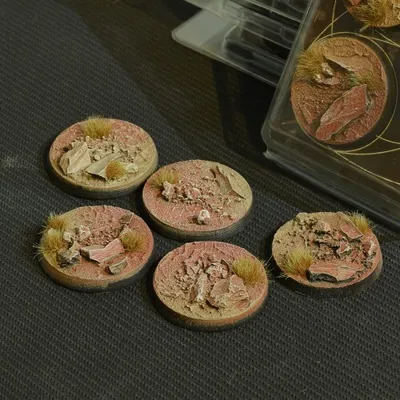 Imagen del producto de GamersGrass Badlands - Círculos de 40 mm (x5)