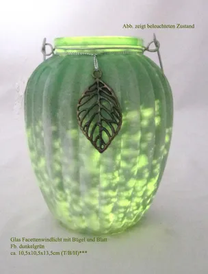 Produktbild von Glas Facettenwindlicht mit Blatt dunkelgrün ca. 10,5x10,5x13,5cm (T/B/H)