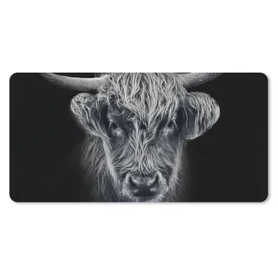 Produktbild von MuchoWow® Schreibtischunterlage Schottischer Highlander - Schwarz - Kuh - Tiere 80x40 cm - XXL Mauspad - Gaming Mauspad