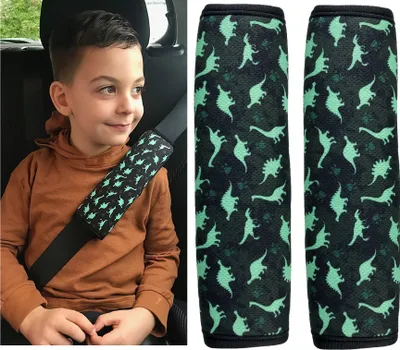 Produktbild von 2x HECKBO Auto Gurtschutz Sicherheitsgurt Schulterpolster Schulterkissen Autositze Gurtpolster für Kinder Jungen/Jungs mit Dino Dinosaurier