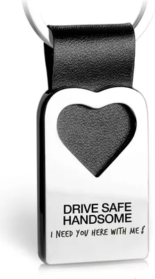 Produktbild von FABACH Herz Schlüsselanhänger mit Gravur aus Leder - Auto Glücksbringer Anhänger Fahr vorsichtig - Drive Safe Handsome I Need You here with me