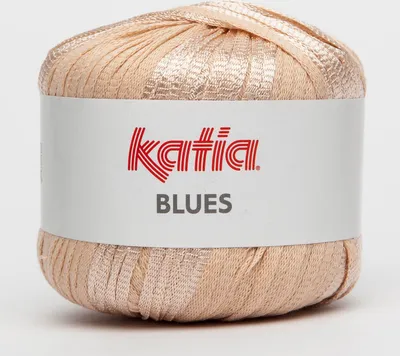 Produktbild von BLUES, BW-Bändchengarn mit Glanz-/Matteffekt von Katia, Farbe LACHS (52), ca. 90m/50g