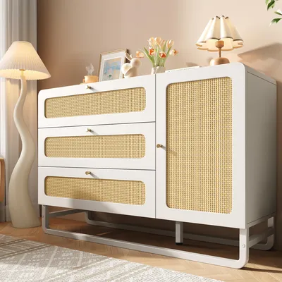 Produktbild von Merax Kommode 120x40x85cm, Sideboard mit Schubladen und Tür, Rattanfronten, höhenverstellbare Regale, Kippsicherung, Goldgriffe, Weiß im Landhausstil