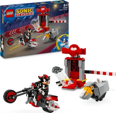 A LEGO Sonic the Hedgehog Shadow the Hedgehog Flucht set, including a motorcycle and figures, is displayed alongside its packaging.