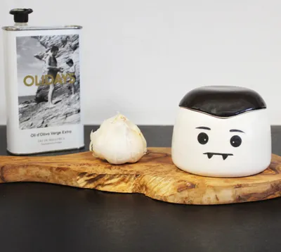 Produktbild von Winkee - Vampir Knoblauch Röster & Aufbewahrungsbehälter I Ceramic Garlic Roaster I Knoblauch Backform