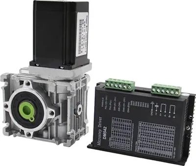 Obrázok produktu pre Šnekový reduktor, vstupný hriadeľ 11 mm, motor NEMA 23, 2,5 Nm, prevodový pomer15