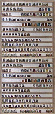 Produktbild von V-77 Sammlervitrine Holz / 41 cm x 102 cm x 5 cm Fächer 22