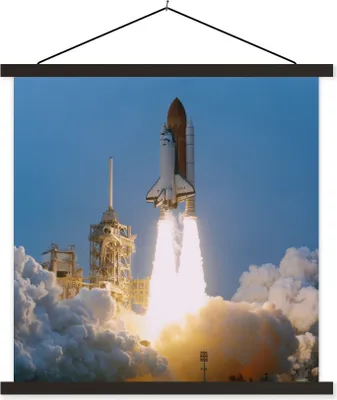 Produktbild von MuchoWow® Textilposter Ein Start des Space Shuttles 120x120 cm mit schwarzem Rahmen - Aufhängungsset