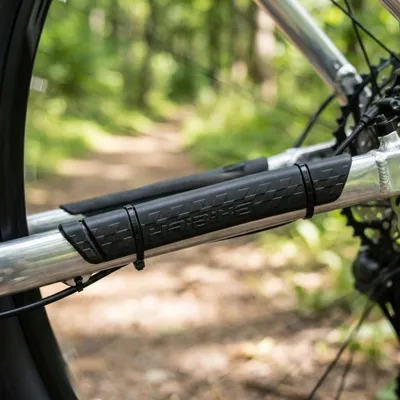 Produktbild von HAIBIKE Kettenstrebenschutz Alu-Hardtail Gummi 2018 plus 2 Kabelbinder