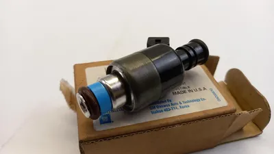 Image de Injecteur de carburant Chevrolet Lanos T100 1.5 1.6, référence 17121646