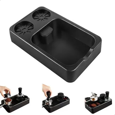 Immagine prodotto di Sottotazza per caffè – Accessorio per l'area di lavoro del barista – 4 piedini antiscivolo – colore nero.