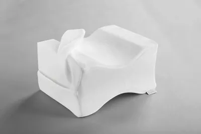 Produktbild von Dormisette by Wülding Protect & Care - Kniekissen für Seitenschläfer, atmungsaktiv - Breite:  0,2 m - Länge: 0,26 m