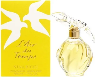 A perfume bottle and its packaging are displayed side-by-side against a white background.