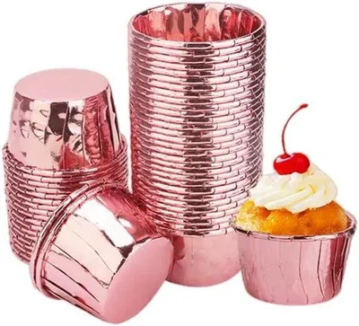 Obrázek produktu pro Formičky na mini dortíky, 100 kusů - Jednorázové formičky na cupcakes, muffiny a dezerty pro oslavy a pečení (růžová zlatá barva)
